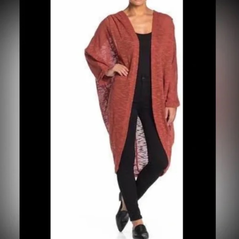 FREE PEOPLE RUST CARDIAN SWEATER🌸